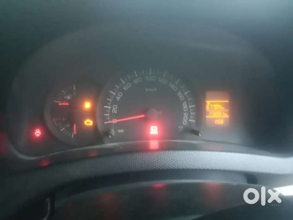 Maruti Suzuki Swift Dzire 2012
