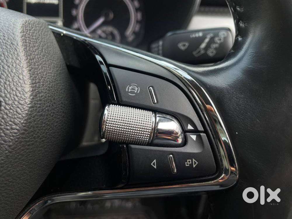 Skoda Kushaq 1.0 Tsi Ambition, 2022, Petrol