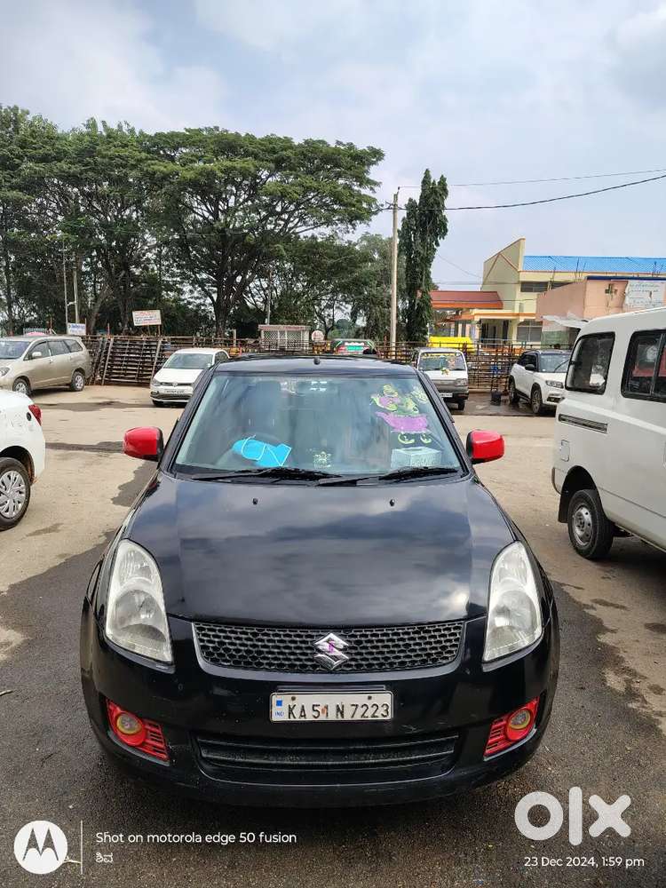 Maruti Suzuki Swift 2007 Petrol 98000 Km Driven