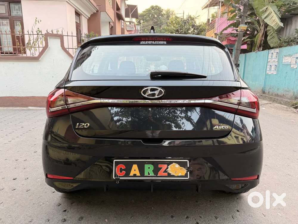 Hyundai New I20 1.2 Asta Mt Dual Tone, 2023, Petrol