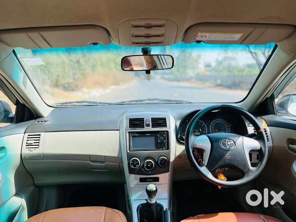 Toyota Corolla Altis J, 2013, Petrol