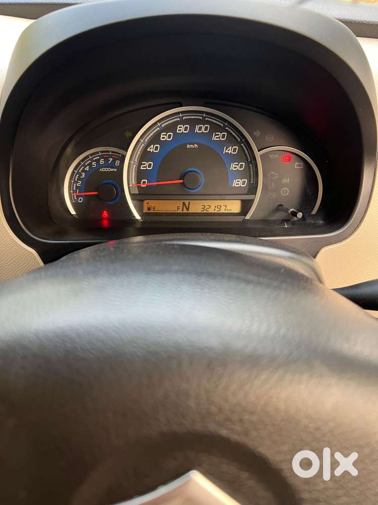 Maruti Suzuki Wagon R 1.0 Vxi Amt, 2017, Petrol