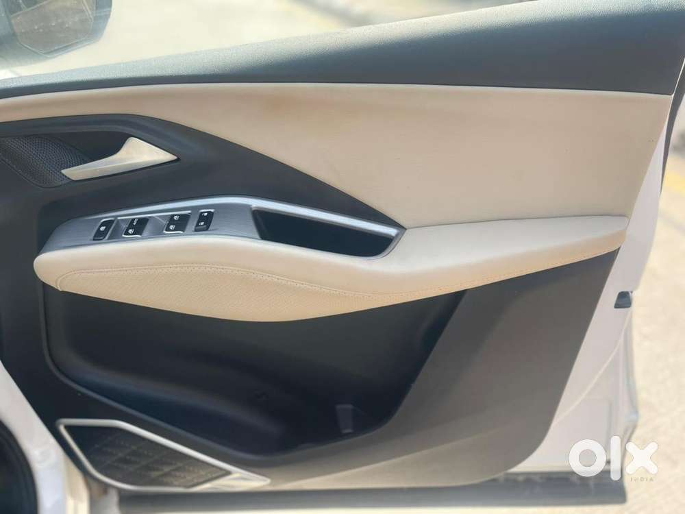 Mg Hector Savvy Pro 1.5 Turbo Cvt, 2025, Petrol