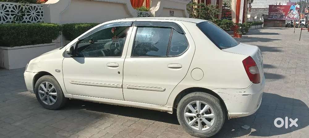 Single Hand Use Avon Condition Good Looking Car.