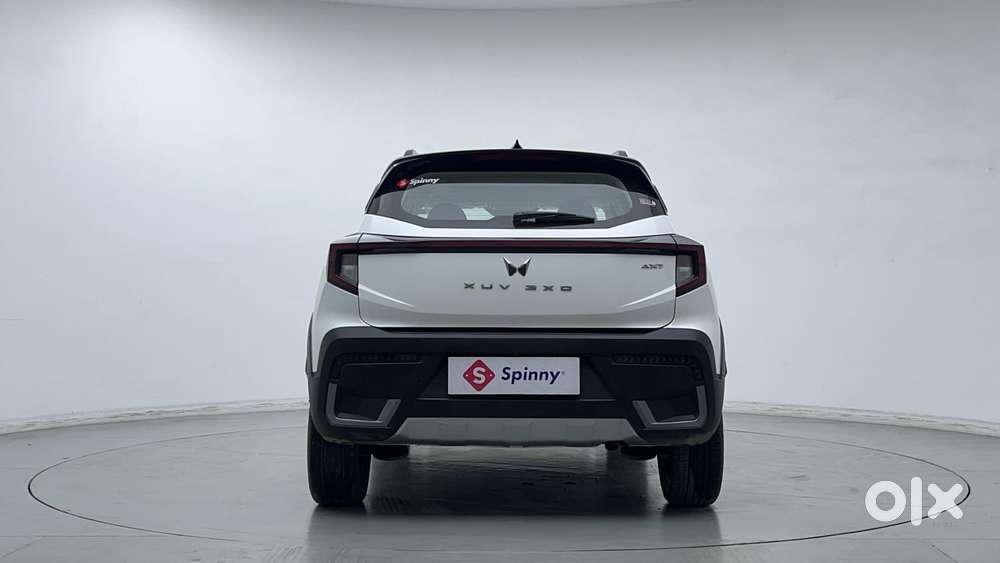 Mahindra Xuv 3xo Ax7l Petrol Mt, 2024, Petrol