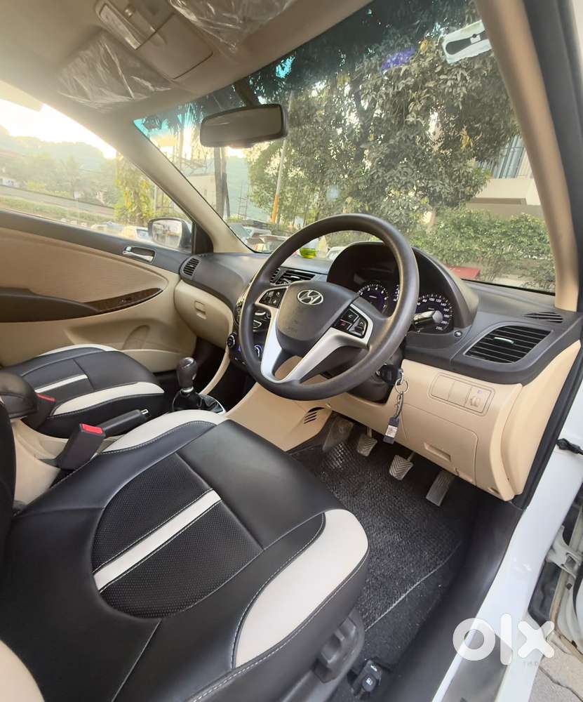 Hyundai Verna Vtvt 1.6 Sx, 2015, Petrol