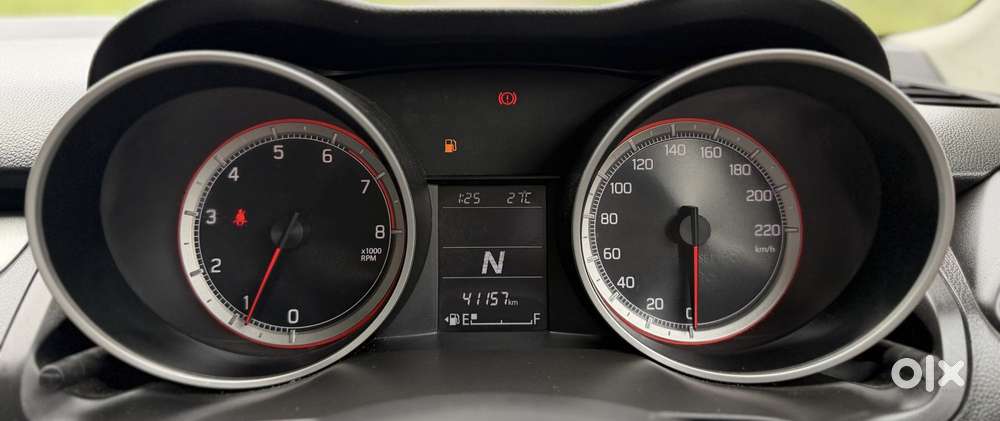 Maruti Suzuki Swift Amt Vxi, 2020, Petrol