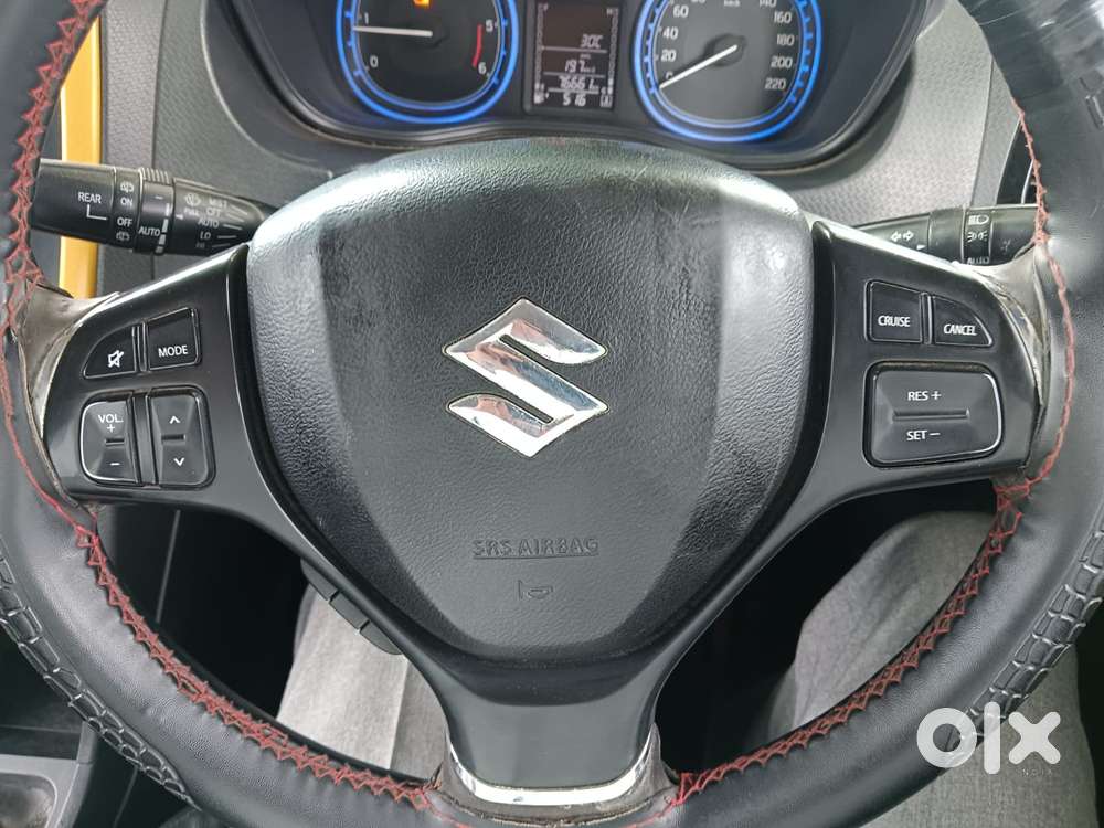 Maruti Suzuki Vitara Brezza Zdi+ Dual Tone Mt, 2016, Diesel