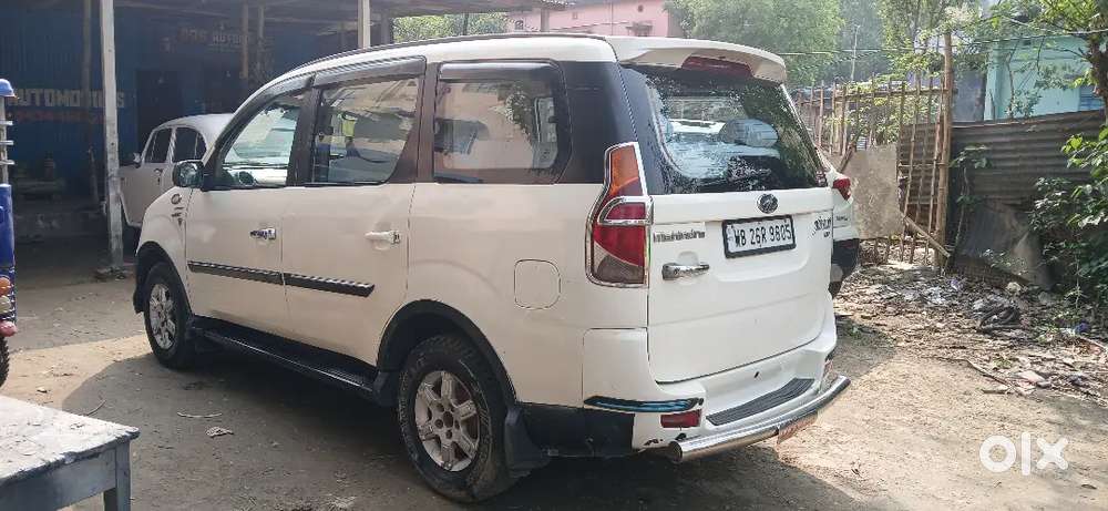 Mahindra Xylo 2012 E9