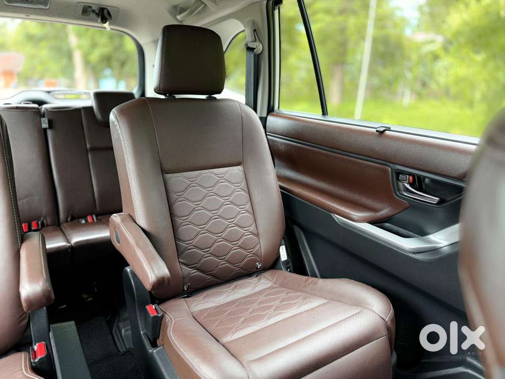 Toyota Innova Hycross 2.0 Zx (o) Hybrid 7 Str, 2025, Cng & Hybrids