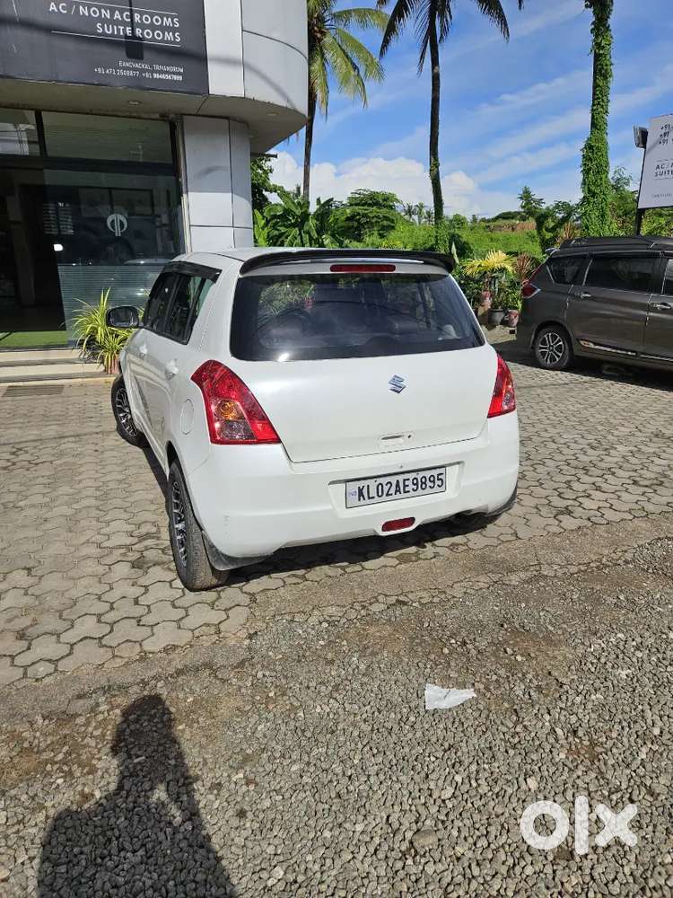 Maruti Suzuki Swift 2010