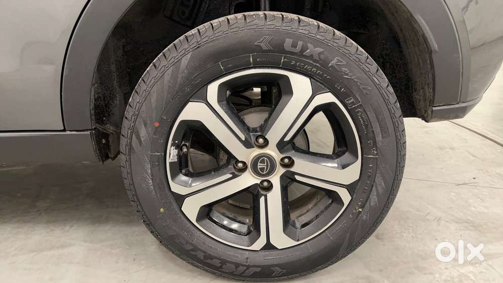 Tata Nexon 1.2 Revotron Xza Plus, 2022, Petrol