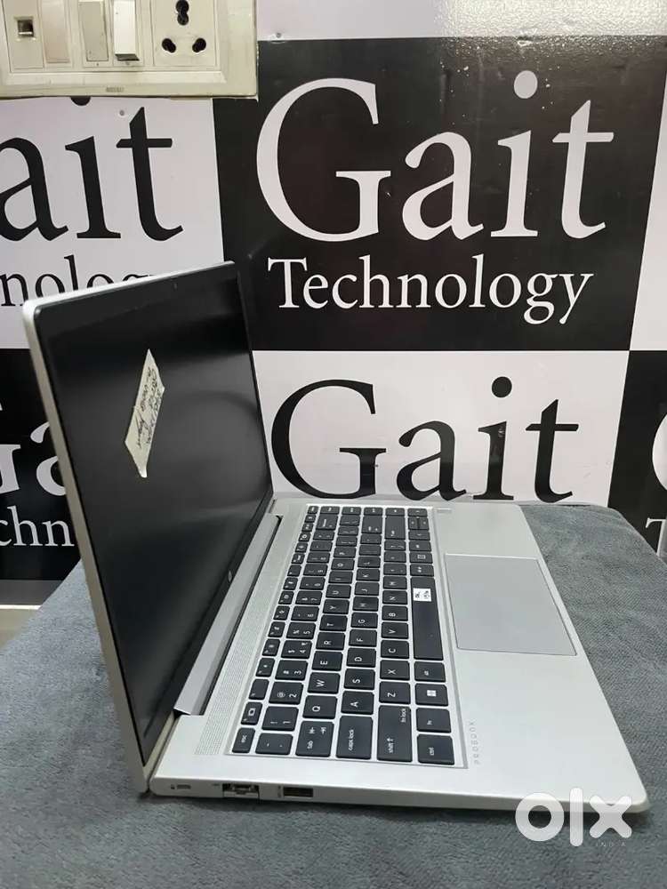 Used laptop Hp probook 
Model-440 g8 
I5 11th gen 
8gb ram 
256 ssd