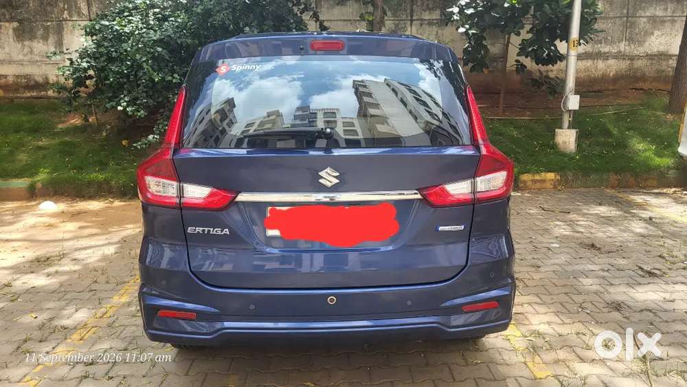 Maruti Suzuki Ertiga 2019 variant blue