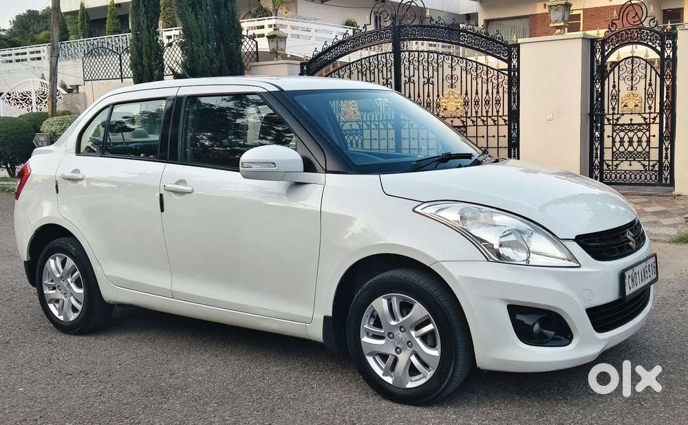 Maruti Suzuki Swift Dzire Zxi, 2012, Petrol