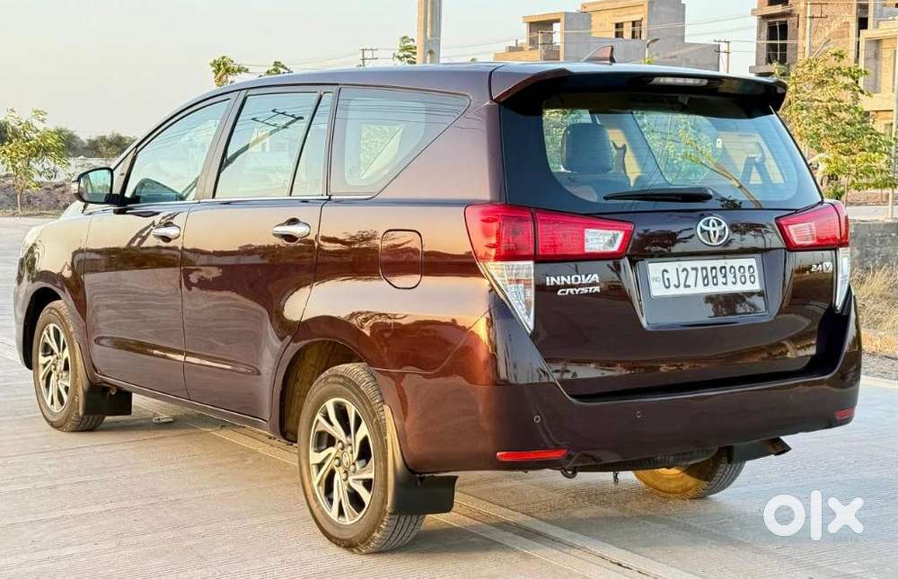 Toyota Innova Crysta 2.4 V 8 Str, 2022, Diesel