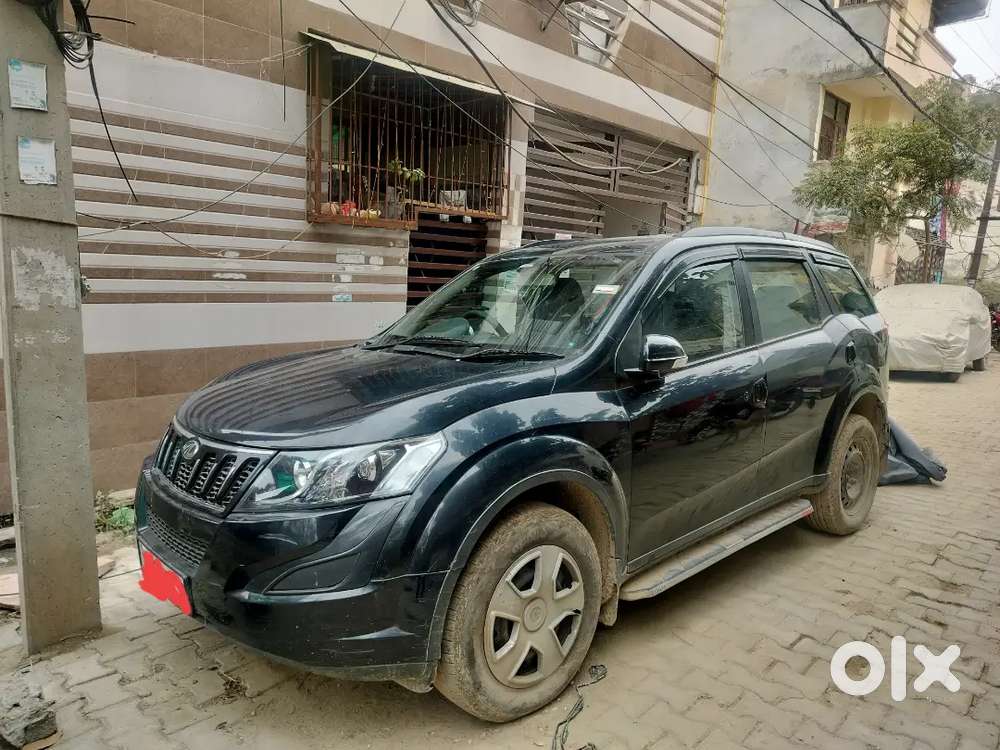 Mahindra Xuv500 2017 Diesel 73841 Km Driven