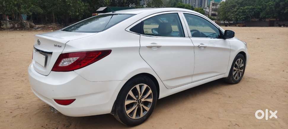 Hyundai Fluidic Verna 1.6 Vtvt Sx, 2014, Petrol