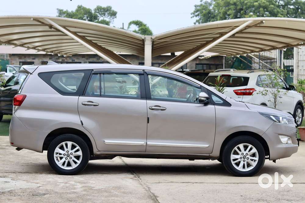Toyota Innova Crysta 2.8 Gx At, 2016, Diesel