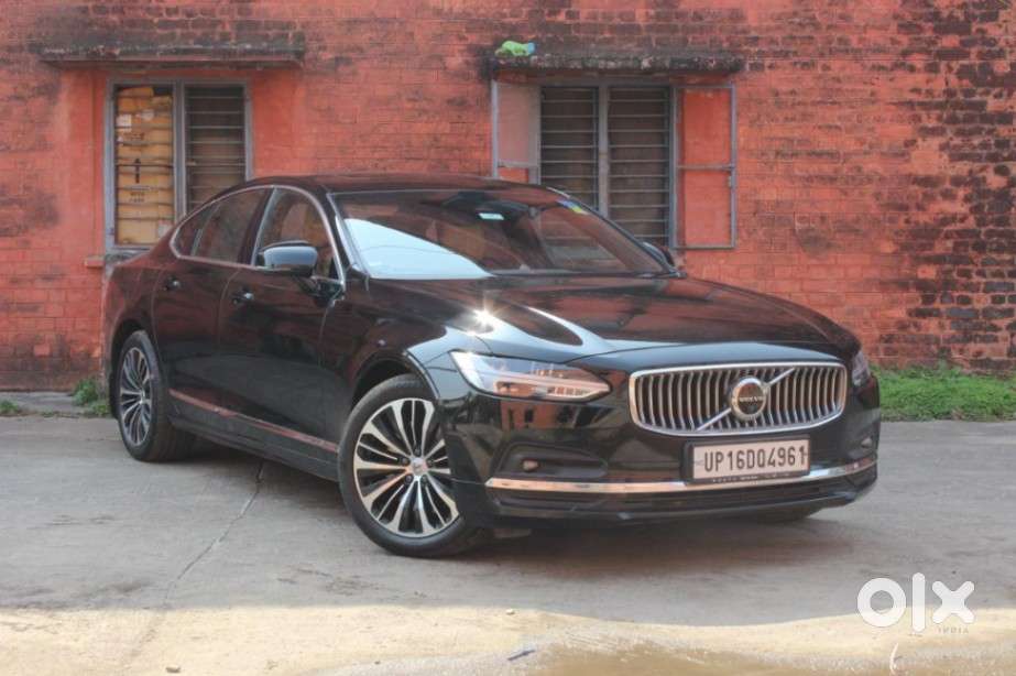 Volvo S90 D4 Inscription, 2023, Petrol