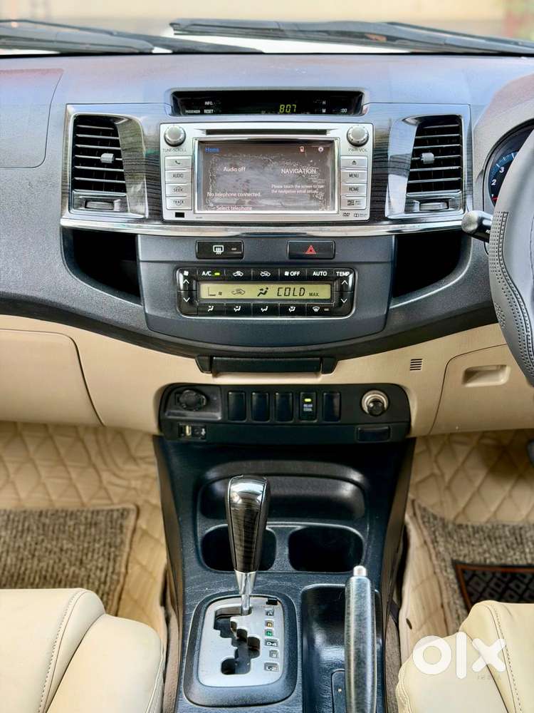 Toyota Fortuner 4x2 At, 2015, Diesel