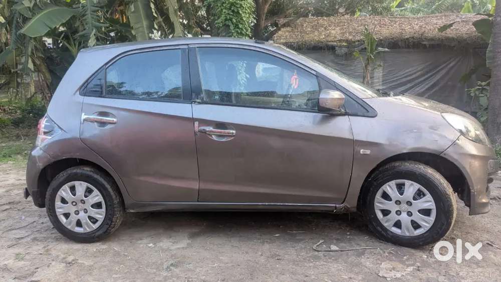 Honda Brio Mt 2014