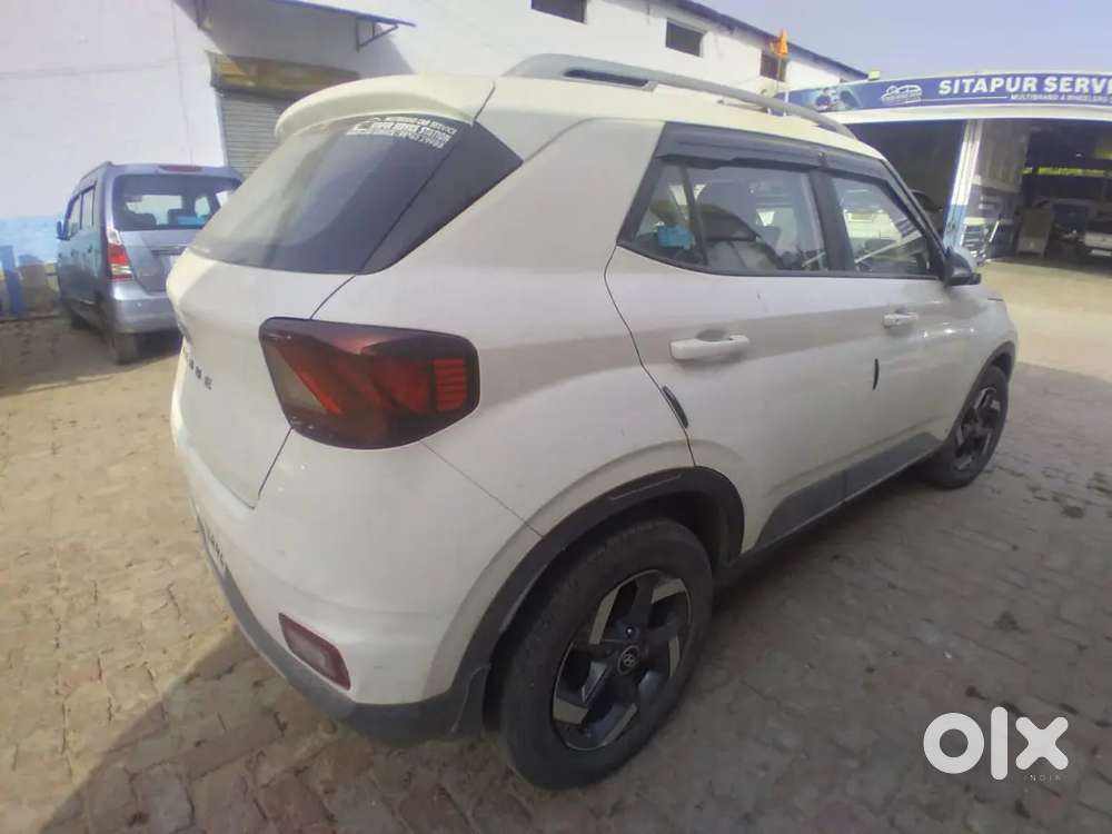 Hyundai Venue Diesel Manual 2020 Second Owner
