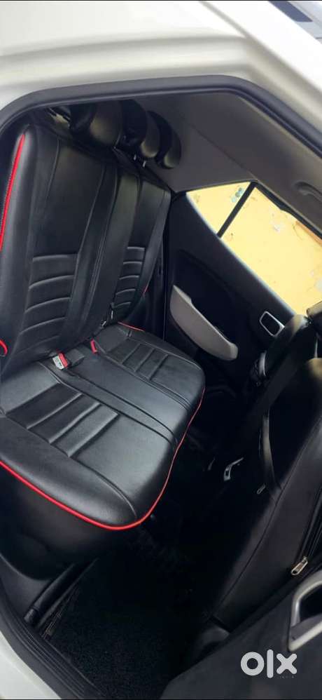 Hyundai Venue 1.2 S (o), 2024, Petrol