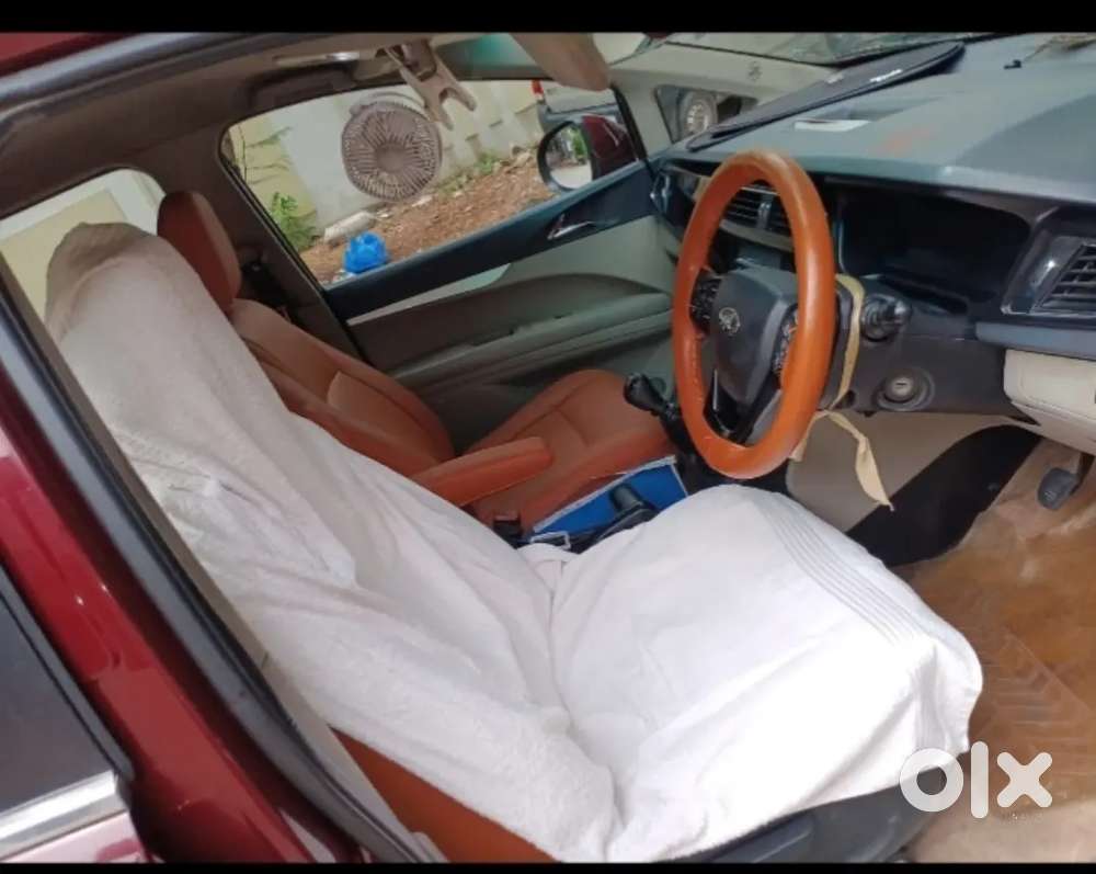 Mahindra Marazzo 1.5 M8 2018