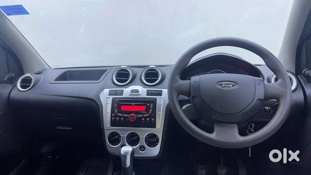 Ford Figo Petrol Zxi, 2013, Petrol