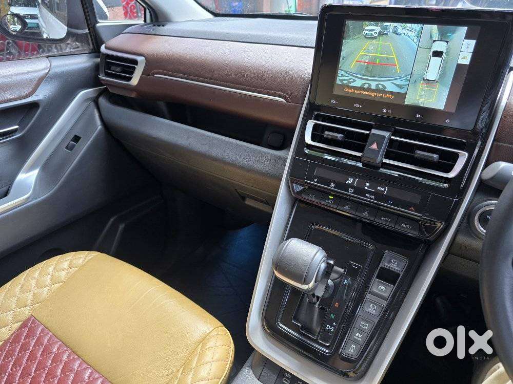 Toyota Innova Hycross 2.0 Vx Hybrid 8 Str, 2023, Petrol