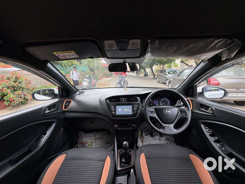 Hyundai Elite I20 1.2 Asta (o) Dual Tone, 2017, Petrol