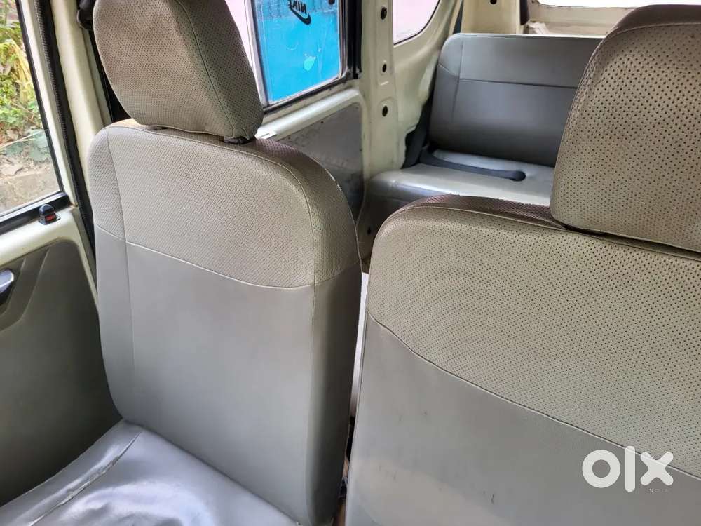 Mahindra Jeeto Minivan Diesel