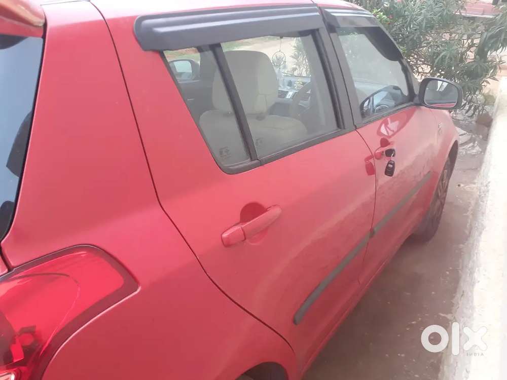 Maruti Suzuki Swift 2011 Diesel 142000 Km Driven