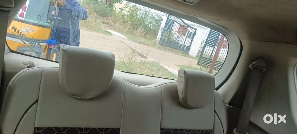 Maruti Suzuki Ertiga 2012 Diesel 105000 Km Driven