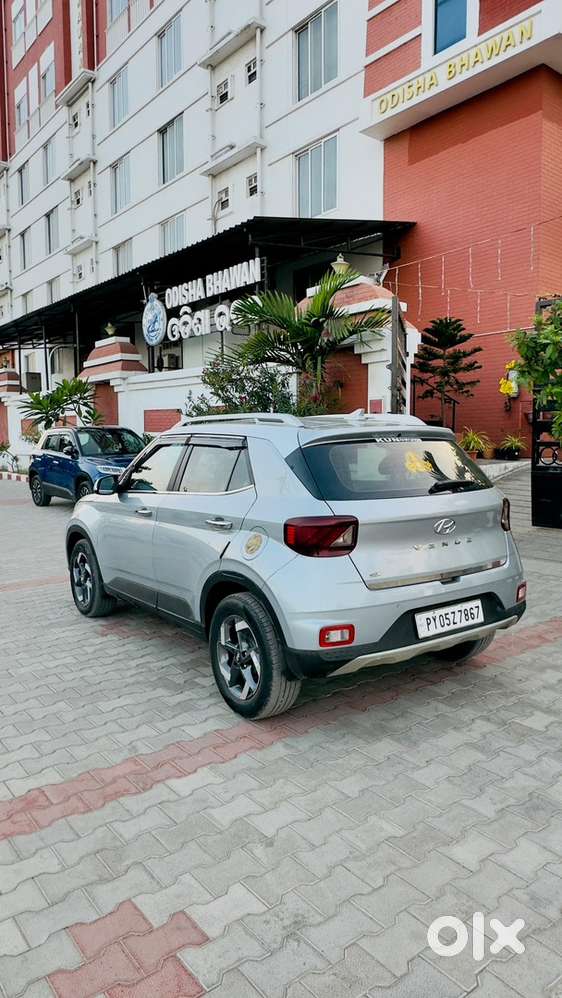 Hyundai Venue 2019 Diesel Well Maintained