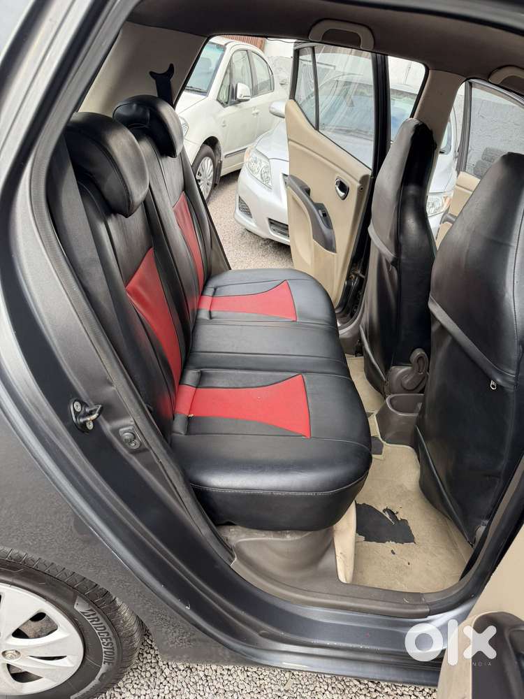 Hyundai I10 Sportz 1.1l, 2013, Petrol