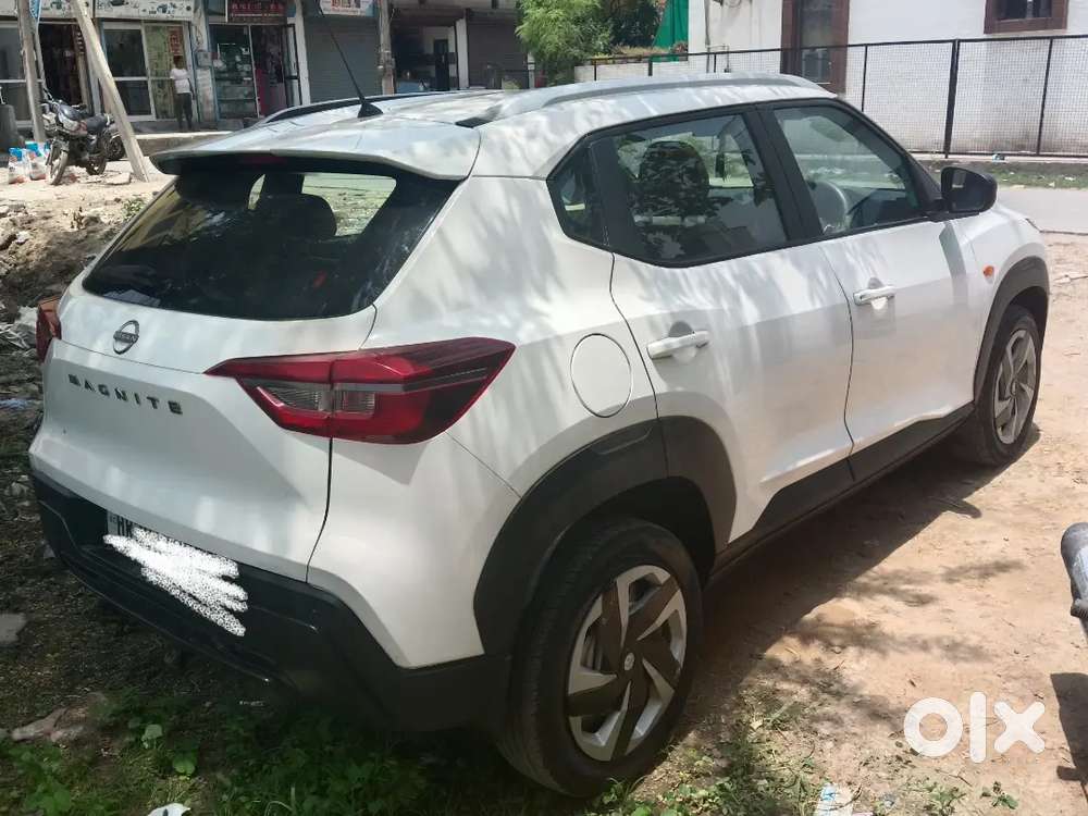 Neat And Clean Car With No Scratch Almost New Condition Single Handed