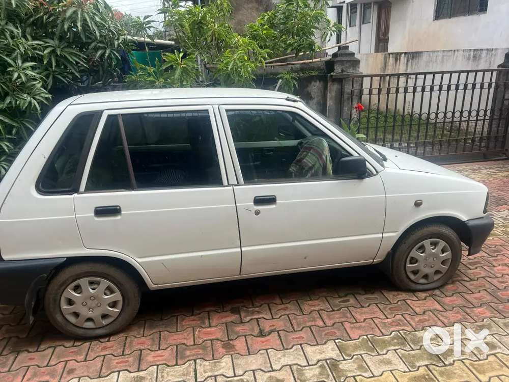 Maruti Suzuki 800 2010