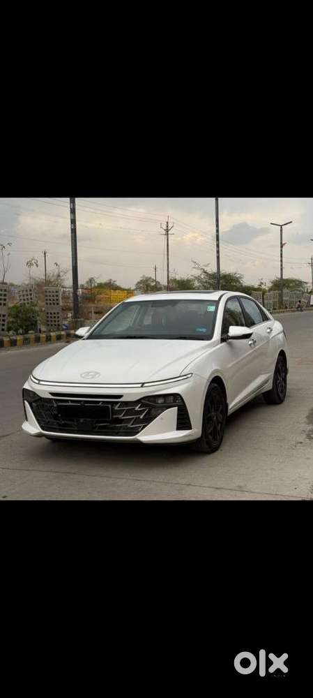 Hyundai Verna, 2023, Petrol