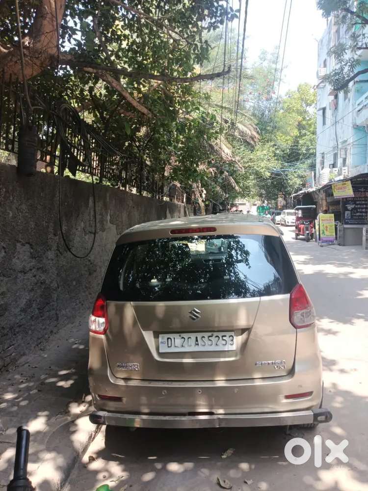 Ertiga 2013 November On Sale And In Very Good Condition.