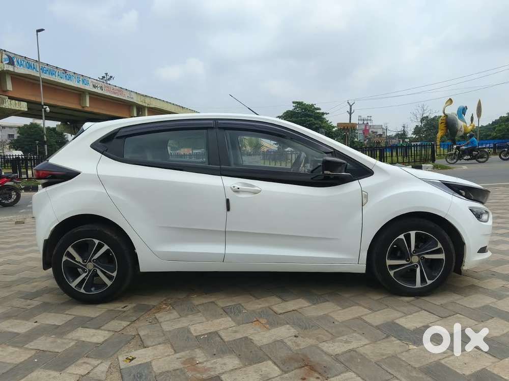 Tata Altroz 1.2 Xz Plus Petrol, 2023, Petrol