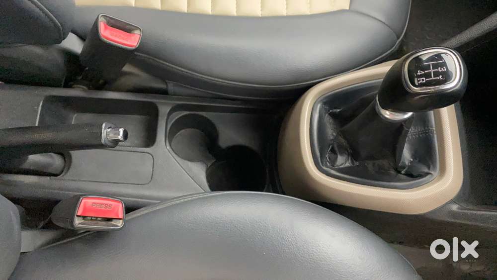 Hyundai Grand I10 Sportz 1.2 Kappa Vtvt, 2015, Petrol