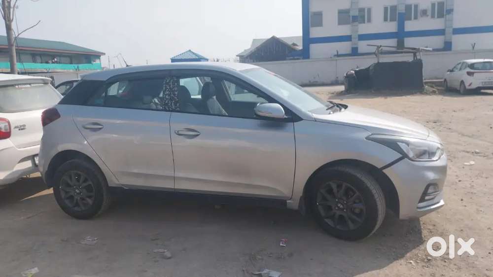 Hyundai I20 2019 Petrol 76000 Km Driven
