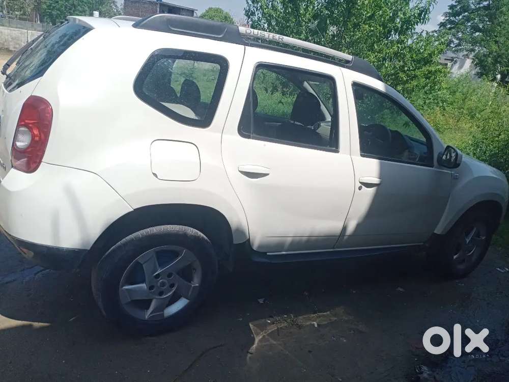 Renault Duster 2013 Diesel 90000 Km Driven