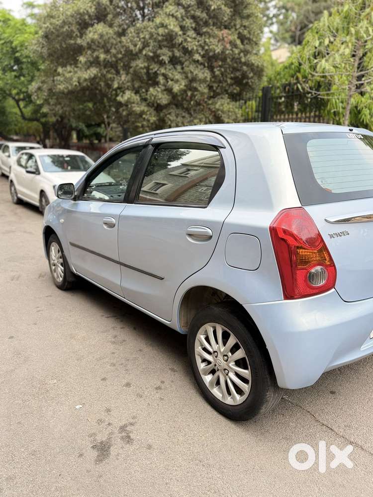 Toyota Etios 2010-2012 V, 2011, Petrol