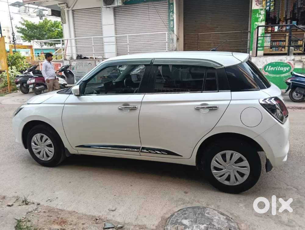 Maruti Suzuki Swift Vxi, 2024, Petrol