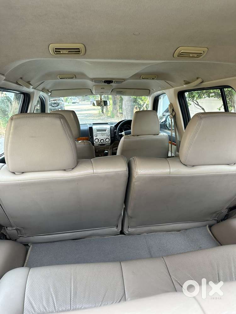 Ford Endeavour 2.2 Trend At 4x2, 2010, Diesel
