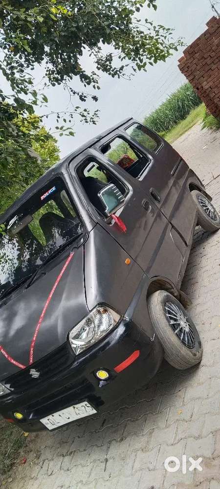 Maruti Suzuki Eeco 2016 Variant Smiles
