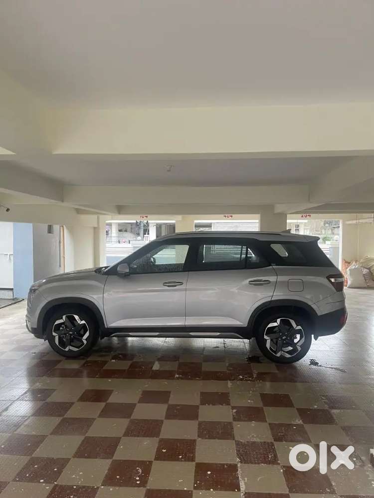 Hyundai Alcazar 2022 Petrol Well Maintained